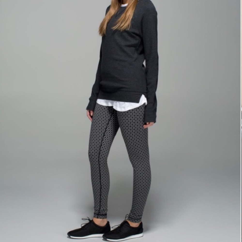 Rare Lululemon Wunder Under Leggings size 4
